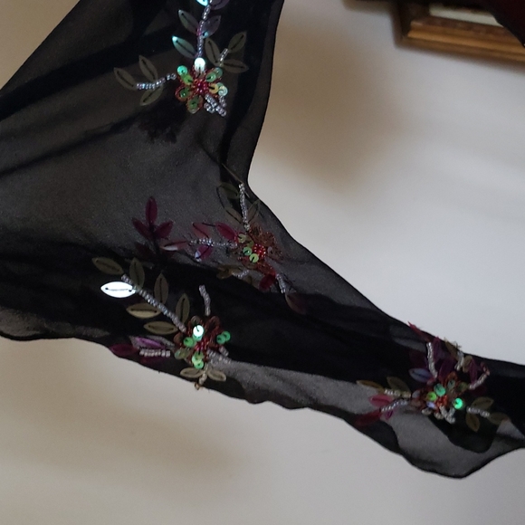 **SOLD**Vintage Cache Silk Sequenced Top - Picture 5 of 7